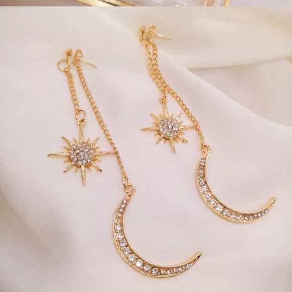 Moon and Star Drop Earrings - Picture 3 of 7